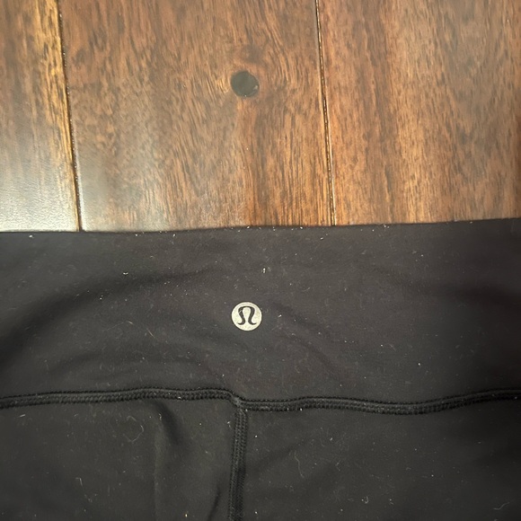 Low-rise Wunder Under 28” inseam lululemon leggings - Picture 5 of 6